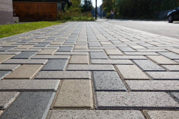 Best Professional Driveway Pavers  in Dellwood, MO
